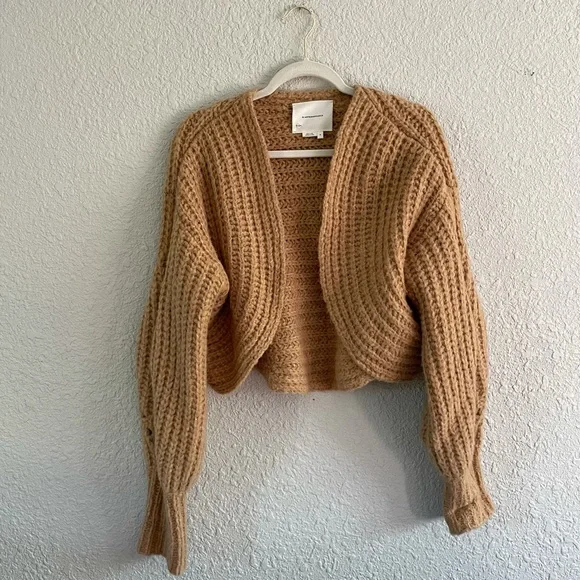 Anthropologie Camel Chunky Knit Cropped Cardigan - Picture 2 of 13